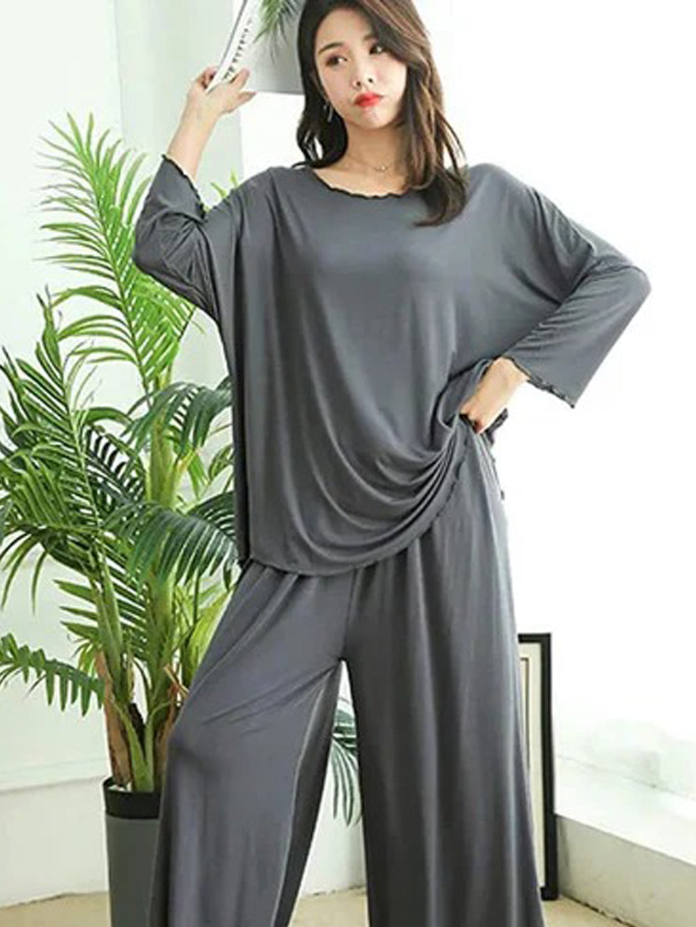 LOUNGE WEAR